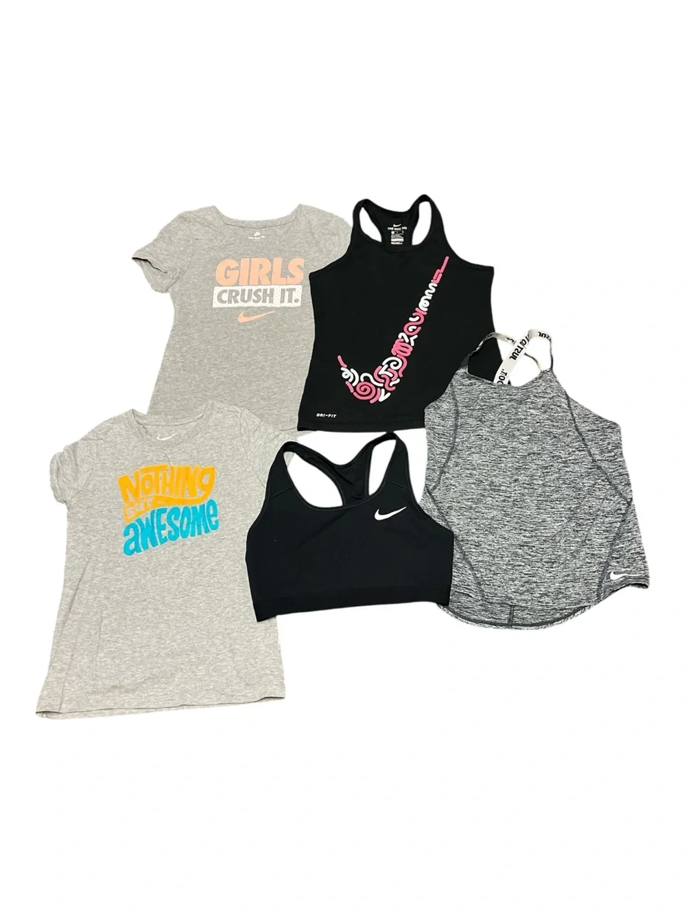 Nike girl’s clothing